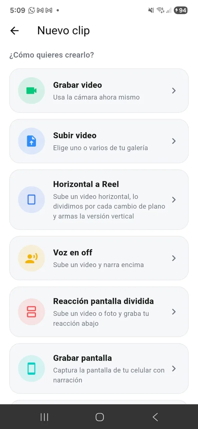 Pantalla 'Nuevo clip' del editor de video PhraseCut con los formatos de grabación: video, subir video, horizontal a reel, voz en off, reacción en pantalla dividida y grabación de pantalla